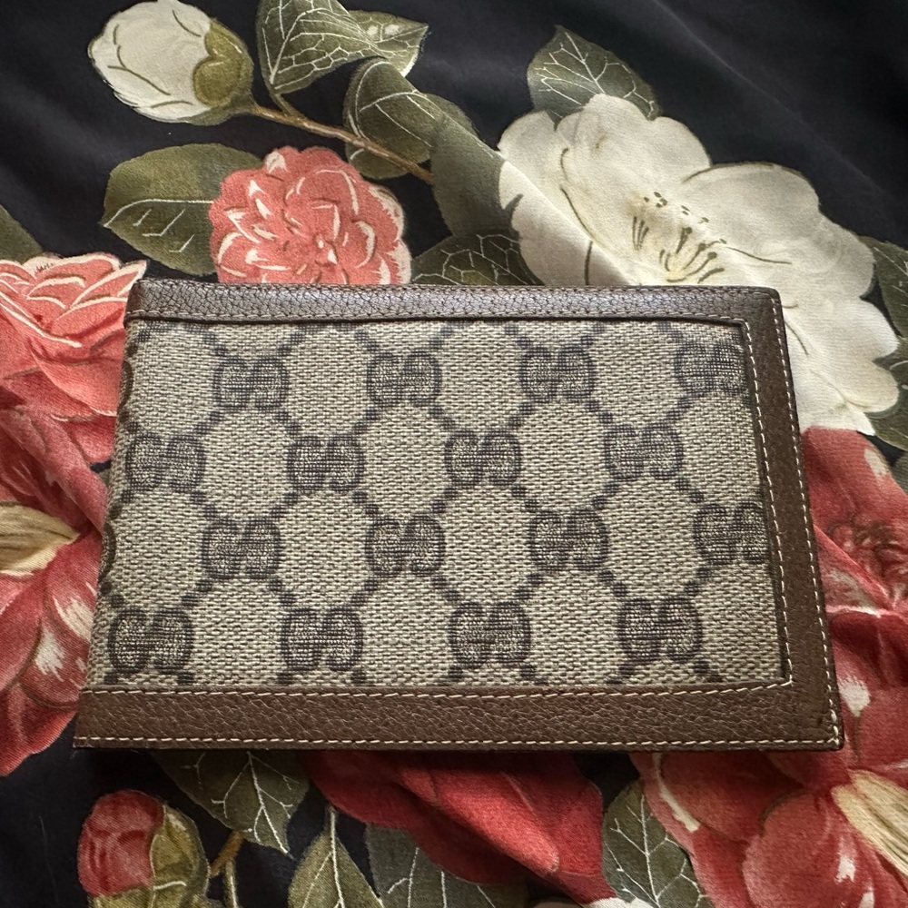 Men’s Vintage Gucci Wallet